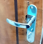 Fechadura-Inox-Premium-Banheiro-71---Alianca2